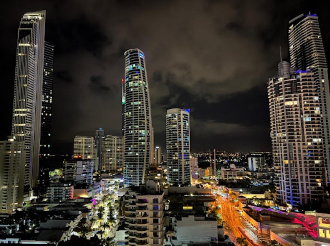 Luxury Apartment & Ocean View In Surfers Paradise Gold Coast Ngoại thất bức ảnh